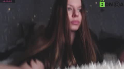 Snapshot of juicy_mystery chatting on 10.23.25 laura online show from 10.23.25
