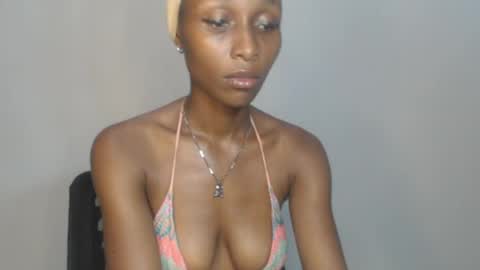 Snapshot of juicy_pinkpussy564197 chatting on 05.21.26 olivia online show from 05.21.26