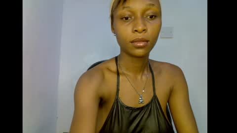 Snapshot of juicy_pinkpussy564197 chatting on 07.09.26 olivia online show from 07.09.26