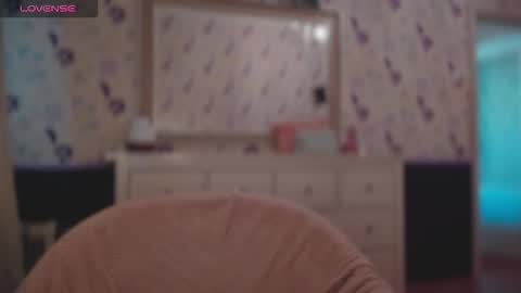 Snapshot of juicyhelenx chatting on 10.08.25 Elena online show from 10.08.25