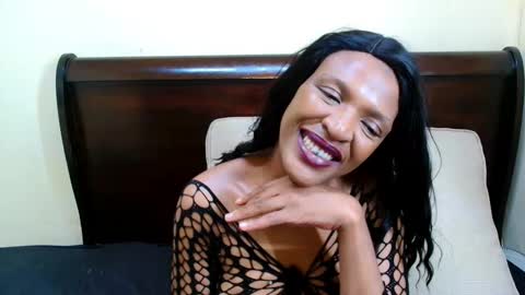 Snapshot of juicykayxxx chatting on 11.10.25 Miss Kay online show from 11.10.25