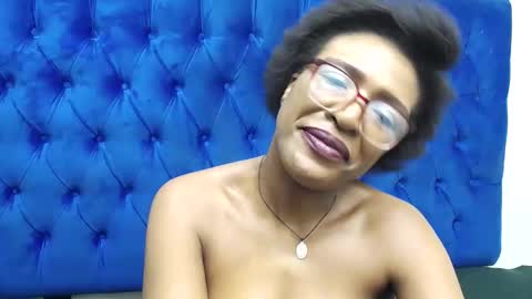 Snapshot of juicykayxxx chatting on 05.16.26 Miss Kay online show from 05.16.26
