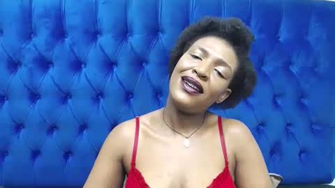 Snapshot of juicykayxxx chatting on 05.18.26 Miss Kay online show from 05.18.26