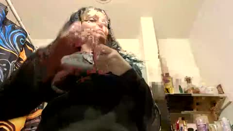 Darklover1987 online show from 01.17.26