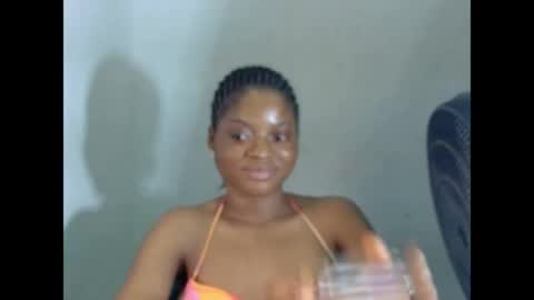 juicynpinkx online show from 04.25.26