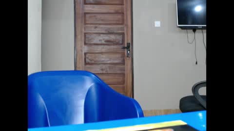 Snapshot of juicyxxxboobs chatting on 05.19.26 juicyxxxboobs online show from 05.19.26