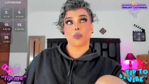 Jujubee online show from 01.07.25