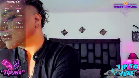 Jujubee online show from 01.20.25