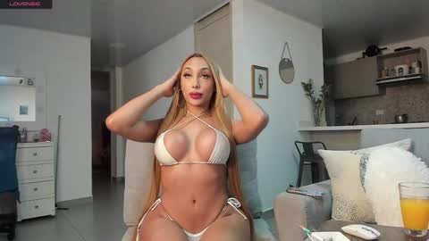julessy online show from 05.08.26