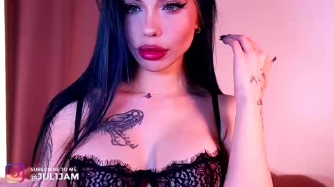 Snapshot of juli_jam chatting on 04.23.26 Hi call me July My fav speed 111222333666 PVT open online show from 04.23.26