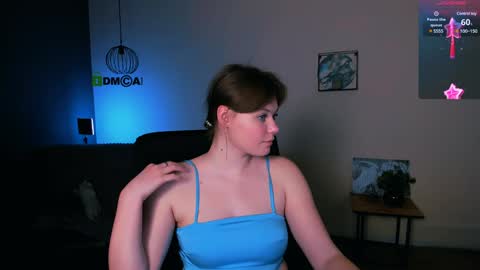 juli kisss online show from 12.29.24