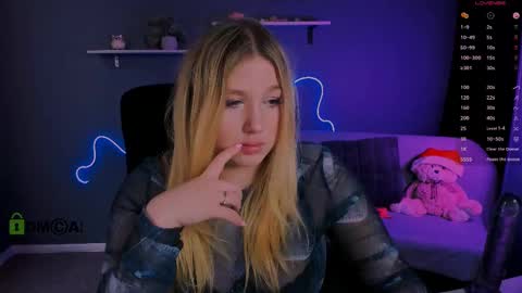 juli kisss online show from 02.26.25