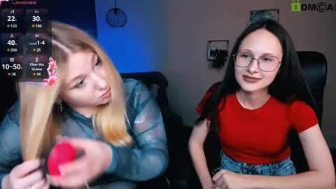 juli kisss online show from 03.12.25