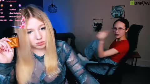 juli kisss online show from 03.12.25