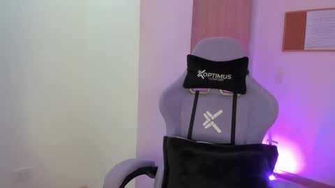 juli_santos_22 online show from 01.31.25