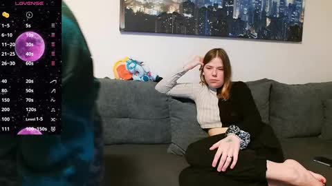 Snapshot of julia_official chatting on 03.08.25 julia_official online show from 03.08.25