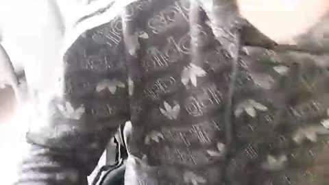 julia_official online show from 02.13.26