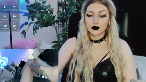 Snapshot of julia_wilson chatting on 03.05.25 ALL MY CONTENT at    online show from 03.05.25