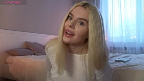 Molly online show from 12.23.24