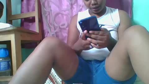 Snapshot of juliah02 chatting on 01.30.25 juliah02 online show from 01.30.25