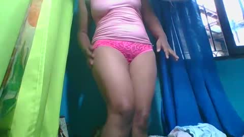 Snapshot of juliah02 chatting on 02.02.25 juliah02 online show from 02.02.25