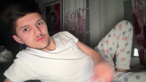 Snapshot of julian762928 chatting on 03.02.26 Julian1265 online show from 03.02.26