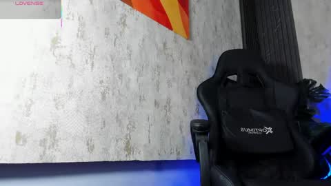 JULIAN  online show from 05.27.26