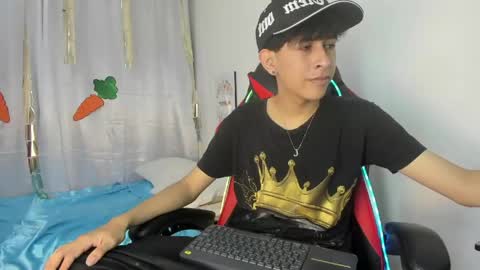 Julian online show from 04.15.26