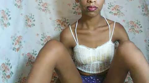 Snapshot of julianahsexy27 chatting on 01.17.26 Nathie online show from 01.17.26