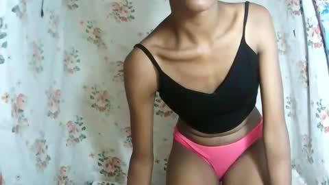 Snapshot of julianahsexy27 chatting on 01.17.26 Nathie online show from 01.17.26