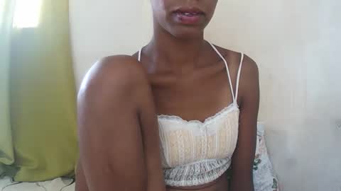 Snapshot of julianahsexy27 chatting on 02.15.26 Nathie online show from 02.15.26