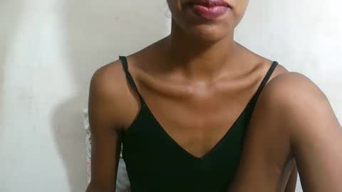 Snapshot of julianahsexy27 chatting on 02.22.26 Nathie online show from 02.22.26