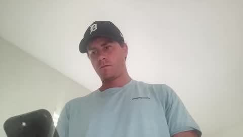 Snapshot of juliangregory9009 chatting on 05.28.26 juliangregory9009 online show from 05.28.26