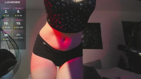 Julls online show from 06.04.26