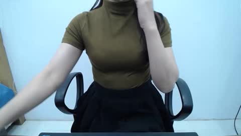 julie9x online show from 03.03.26