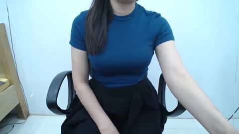 Snapshot of julie9x chatting on 05.16.26 julie9x online show from 05.16.26