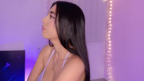 Juliet Bennet online show from 07.05.26