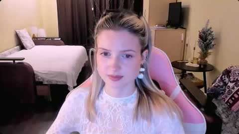 Julie online show from 11.30.25