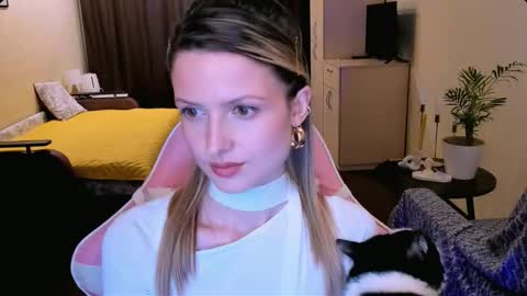 Julie online show from 03.18.26