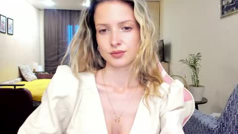 Julie online show from 06.20.26