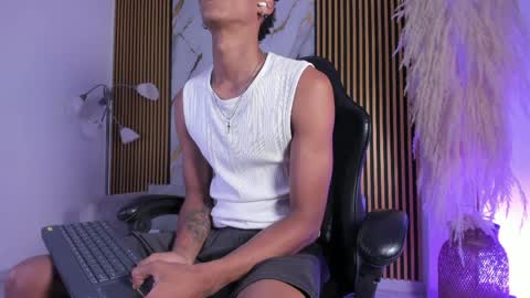 Julien online show from 04.02.26