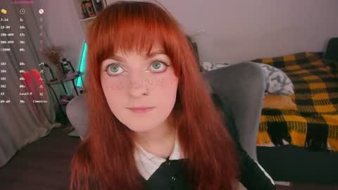 Snapshot of juliet_schoolgirl chatting on 06.10.26 Juliet online show from 06.10.26