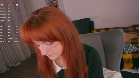 Snapshot of juliet_schoolgirl chatting on 06.27.26 Juliet online show from 06.27.26