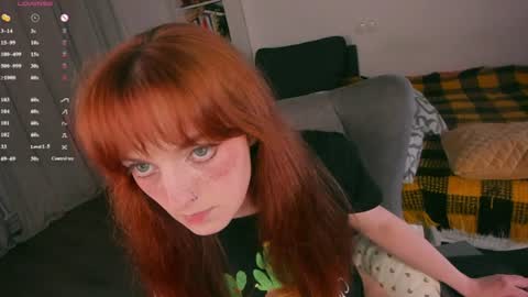 Snapshot of juliet_schoolgirl chatting on 06.30.26 Juliet online show from 06.30.26