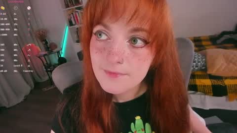 Snapshot of juliet_schoolgirl chatting on 07.10.26 Juliet online show from 07.10.26