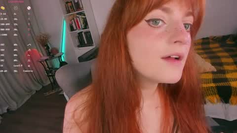 Snapshot of juliet_schoolgirl chatting on 07.15.26 Juliet online show from 07.15.26