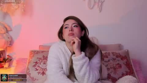 Juli  online show from 09.17.25