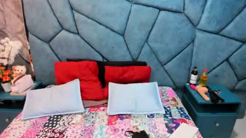 Julieta online show from 07.24.26