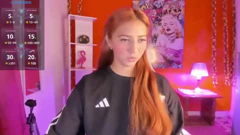 Snapshot of julietacollins_ chatting on 01.10.25 Juliet online show from 01.10.25