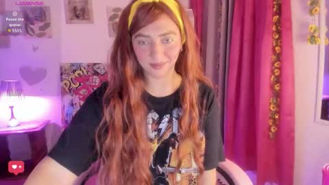 Snapshot of julietacollins_ chatting on 12.01.25 Juliet online show from 12.01.25